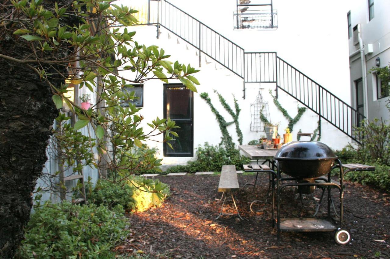 Avo&Oak Guesthouse George Exteriör bild