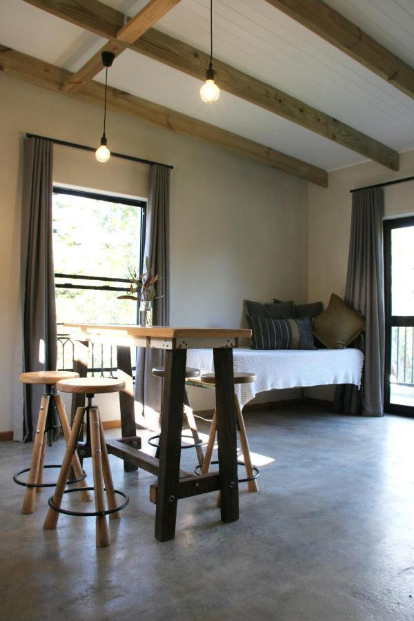 Avo&Oak Guesthouse George Exteriör bild